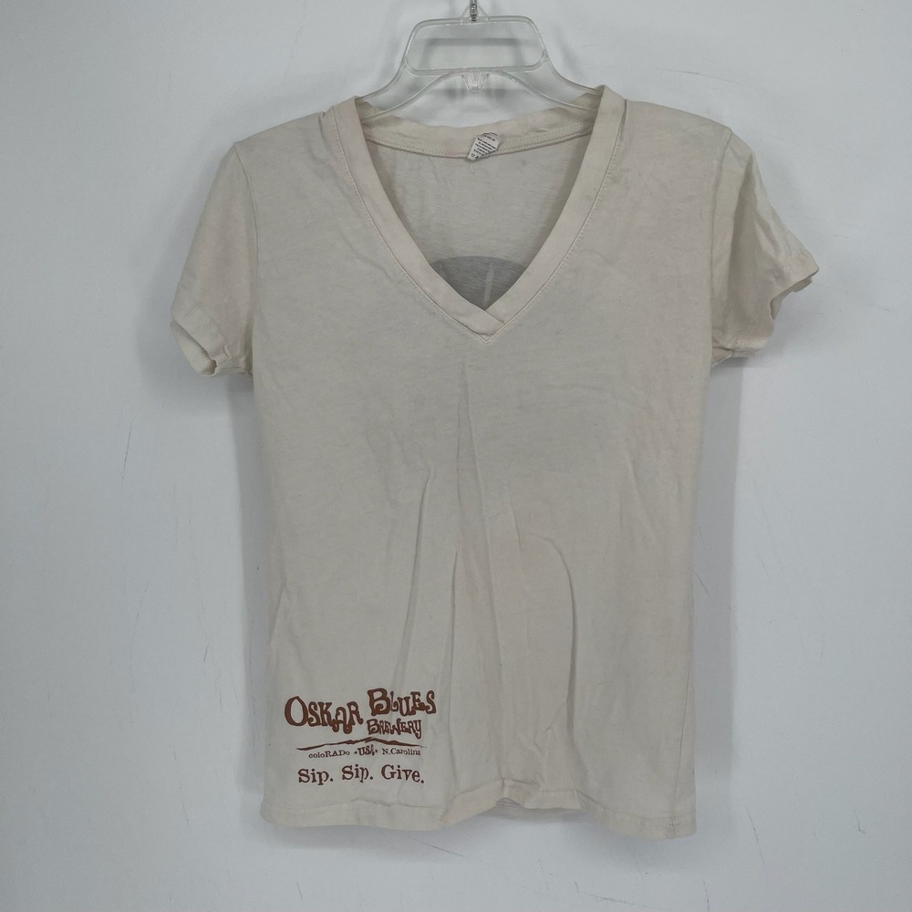 Tultex Women's Cream Oskar Blues Brewery Pinner IPA‎ V-Neck Graphic T-Shirt Sz L